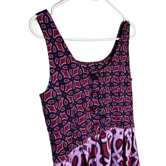 Taylor Geometric Fit and Flare Purple Lavender Sleeveless Cotton Blend Size 10 - Picture 8 of 9